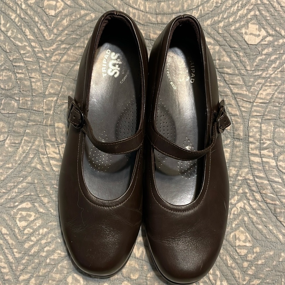 SAS dark brown Mary Jane 8.5 W